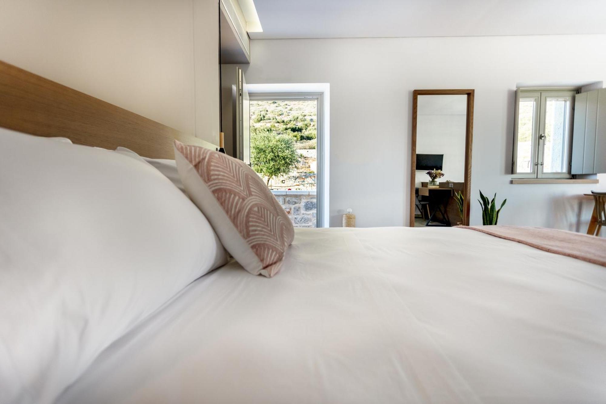 Armantanis Luxury Suites Areopoli Zimmer foto